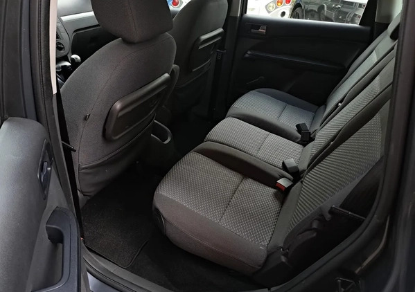 Ford Focus C-Max cena 5900 przebieg: 311000, rok produkcji 2005 z Strumień małe 121